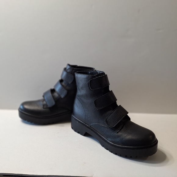 Steve Madden Black Leather Wayne Grunge Goth Gorpcore Lug Sole Moto Boots Size 8 - Picture 12 of 15